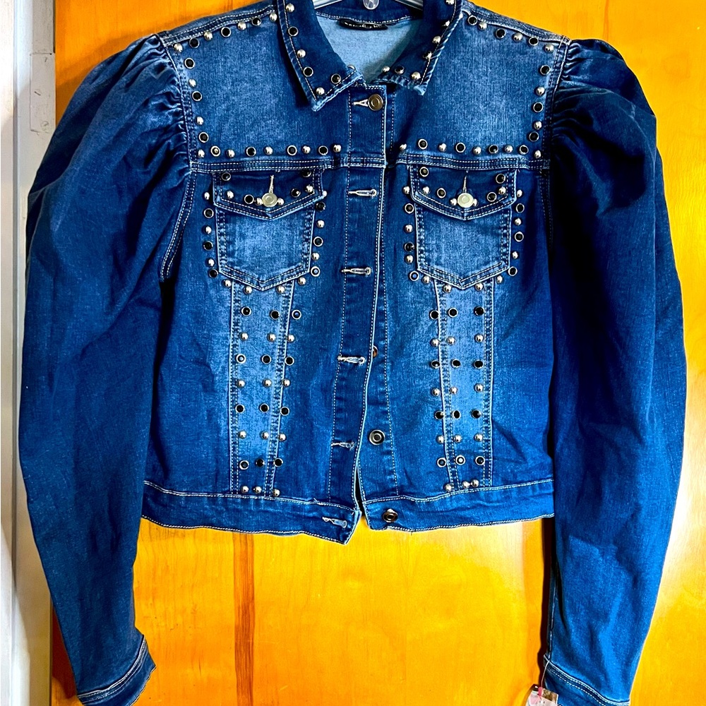 Denim studded, blue, Jean jacket, size extra-large. New never worn.